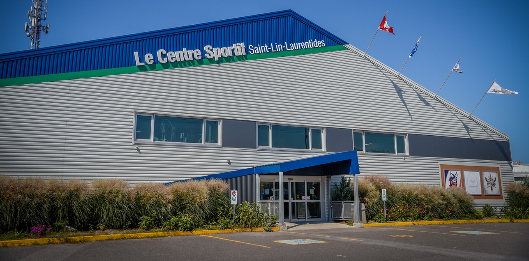 Saint-Lin–Laurentides Sports Center